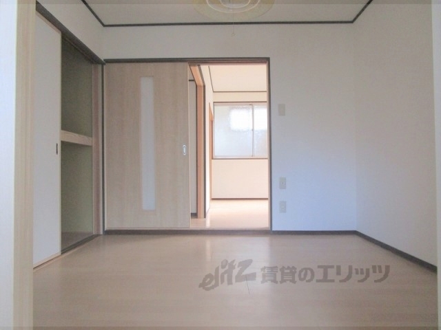 居室・リビング　洋室