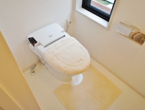 トイレ　別部屋参照