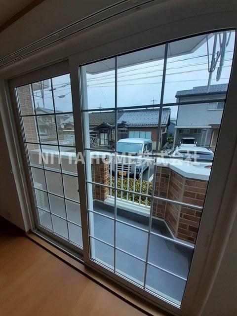 バルコニー　日当たり良好なバルコニーです＊