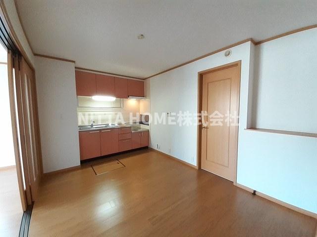 居室・リビング　ダイニングスペースは6.9帖◆