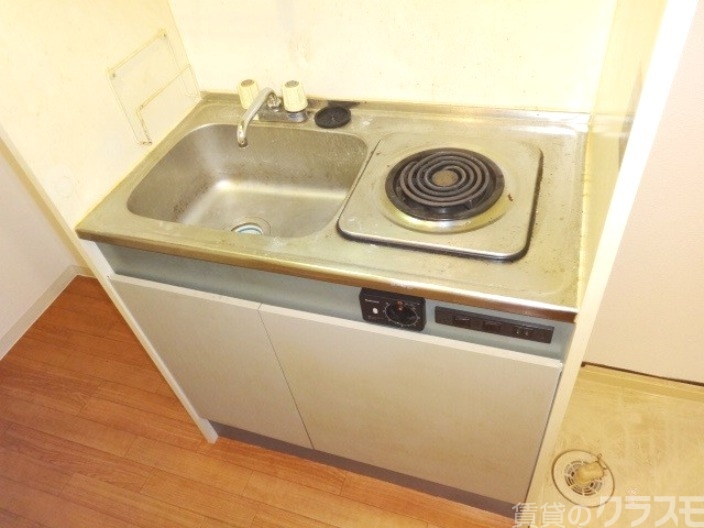 キッチン　一口コンロもあります♪自炊頑張って下さい！