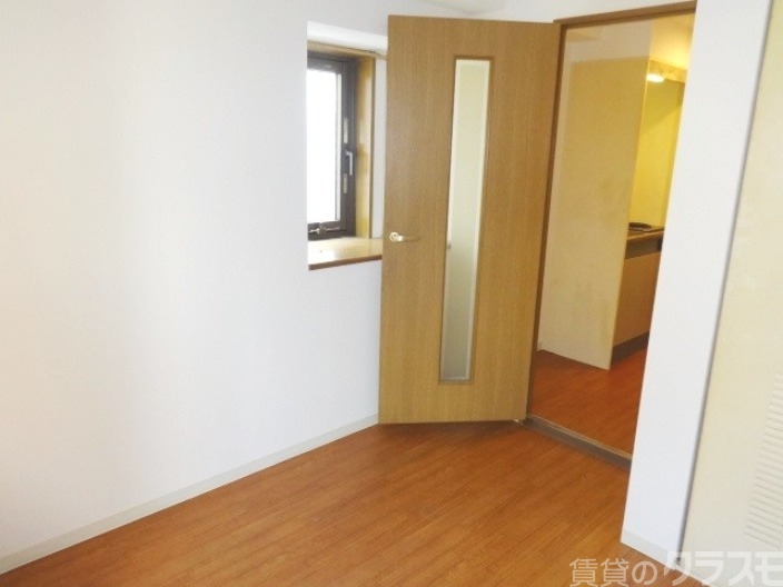 その他部屋・スペース　二面採光ですので明るい！！明るいお部屋はみんなの憧れ♪