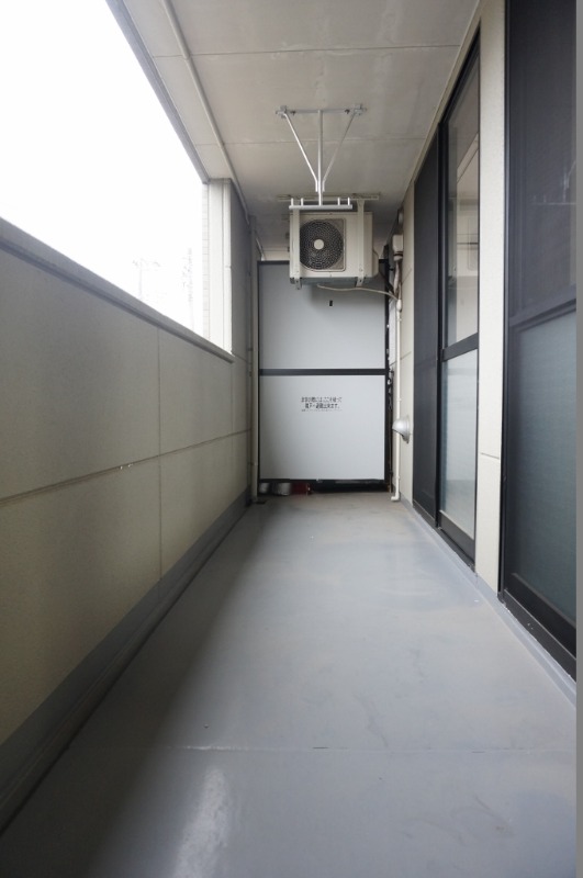 バルコニー　図面と現状に相違がある場合には現状を優先