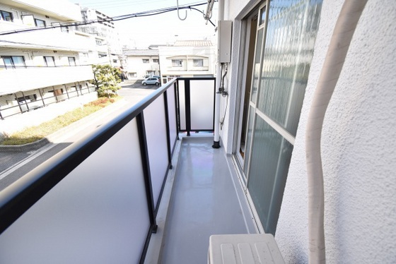 バルコニー　※他部屋の写真です。