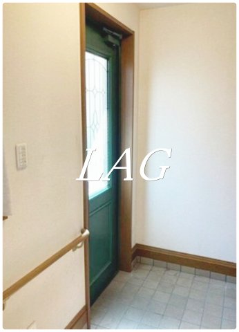 玄関　玄関です。