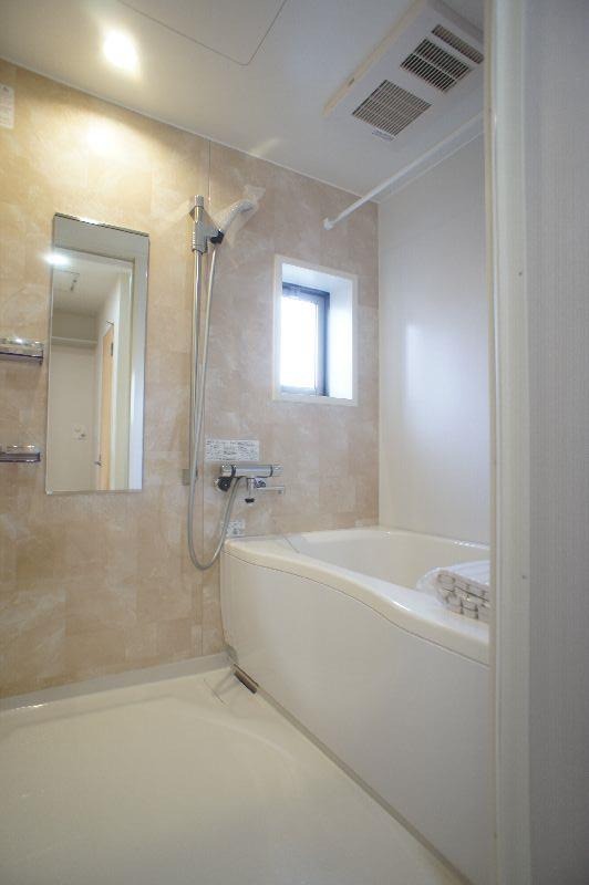 バス・シャワールーム　図面と現状に相違がある場合には現状を優先