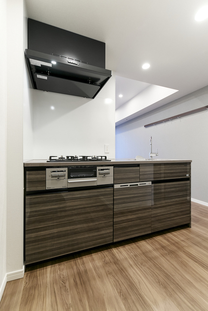 キッチン　※写真は同タイプ住戸です。