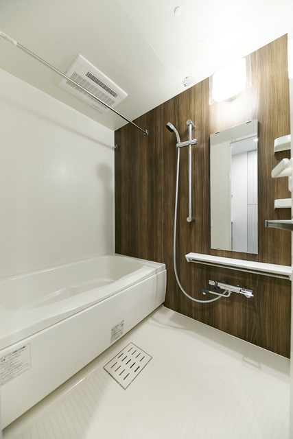バス・シャワールーム　※写真は同タイプ住戸です。