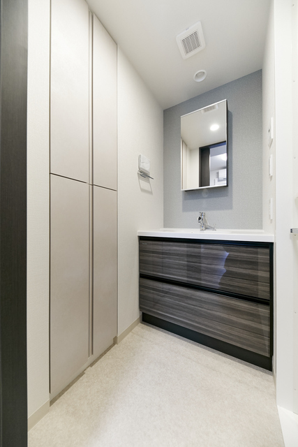 洗面設備　※写真は同タイプ住戸です。