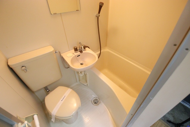 バス・シャワールーム　※別号室のお写真のため現況優先