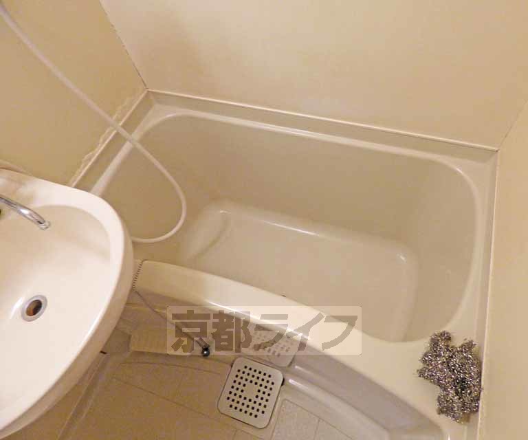 バス・シャワールーム　広いお風呂です。