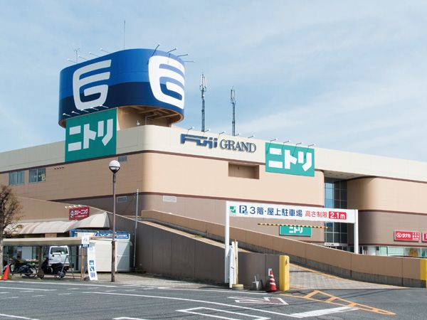 ショッピングセンター　フジグラン尾道（ショッピングセンター）まで939m