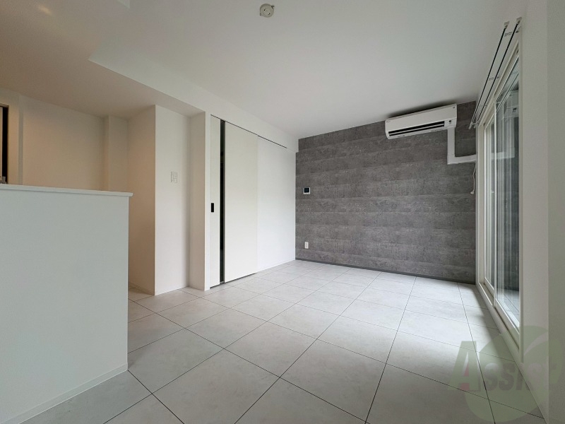 居室・リビング　広々としたリビングですね。使い勝手がよさそうですね！