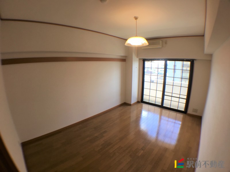 居室・リビング　洋室