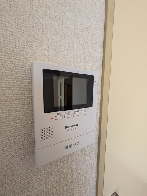 セキュリティ　★モニター付インターフォン・訪問者が確認できて安心です★