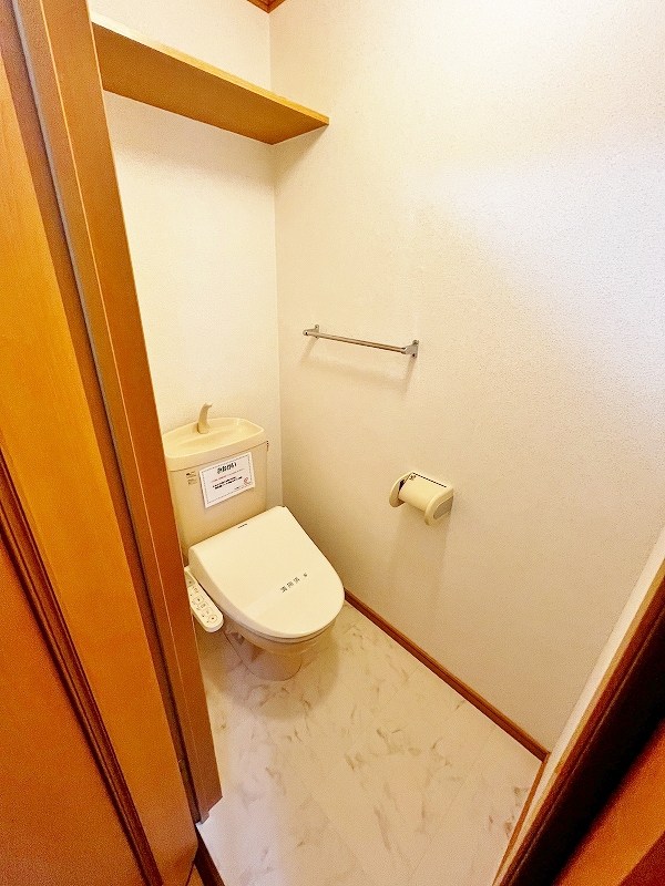 トイレ　★温水洗浄便座トイレ★