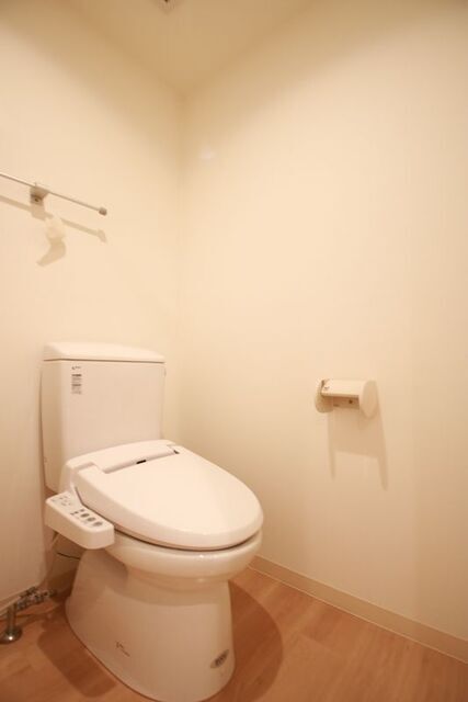 トイレ　※同建物別部屋写真となります※