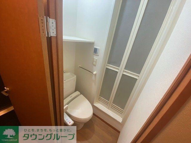 トイレ　温水便座付き