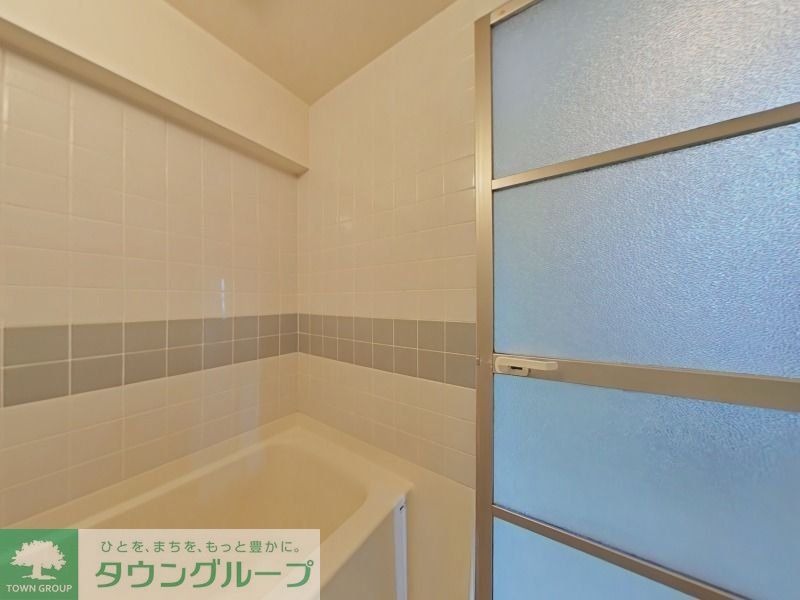 バス・シャワールーム　お問合せはタウンハウジングまで！※現地待合わせ相談可能