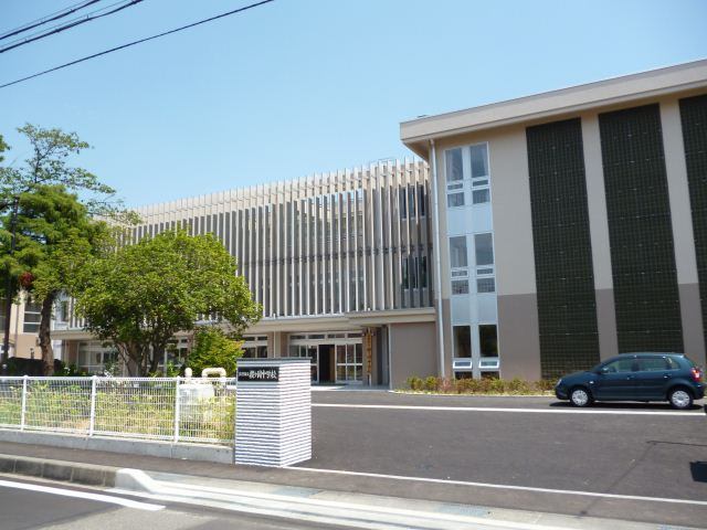 中学校　長野市立櫻ヶ岡中学校（中学校）まで1992m