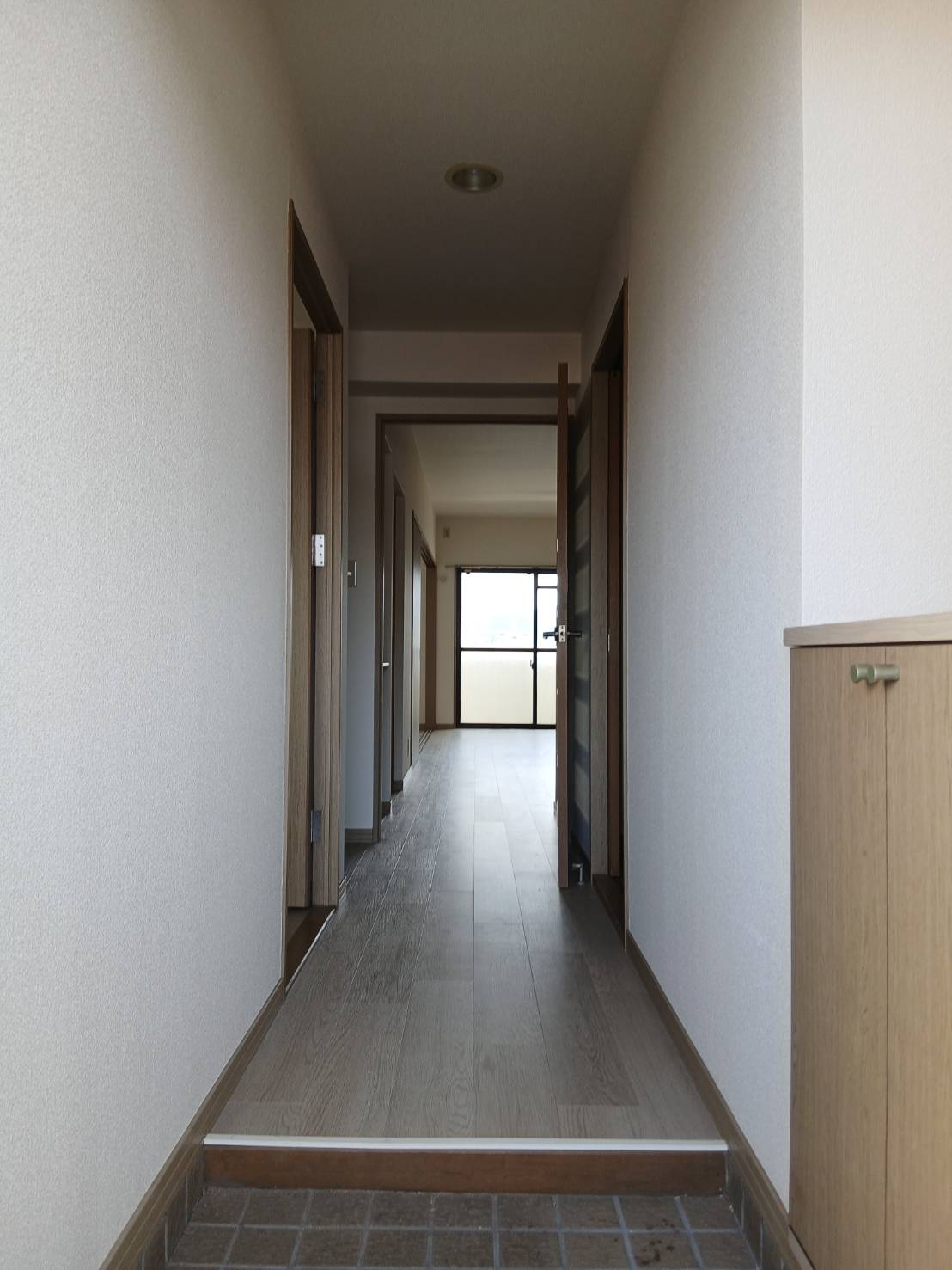 川嶋ビルの玄関写真