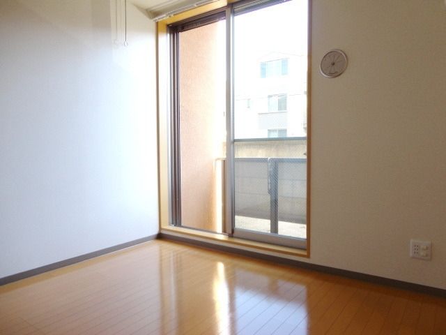 その他部屋・スペース　日当良好明るいお部屋