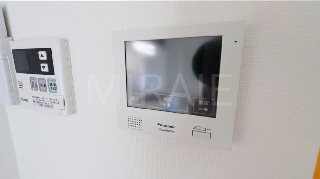 セキュリティ　TVモニター付きインターホン