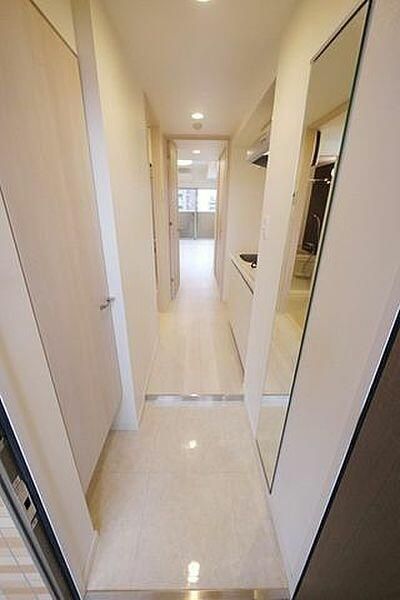 玄関　他号室写真使用