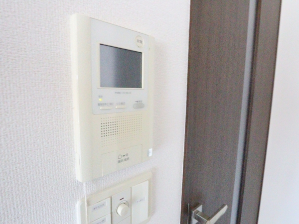 バルコニー　TVモニター付きで来客対応も安心