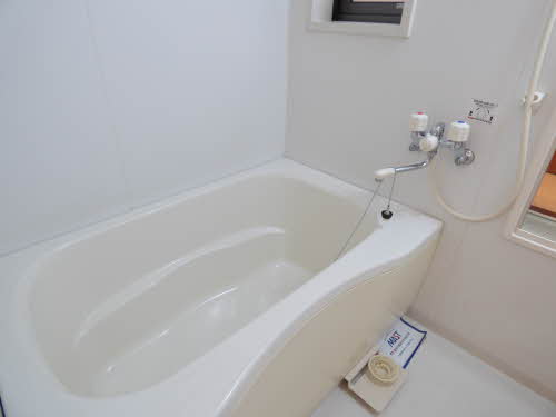 バス・シャワールーム　お風呂です