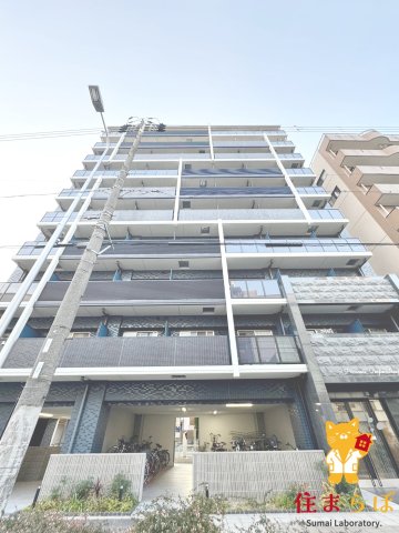 建物外観　「見ないで終わるには、惜しすぎる。」