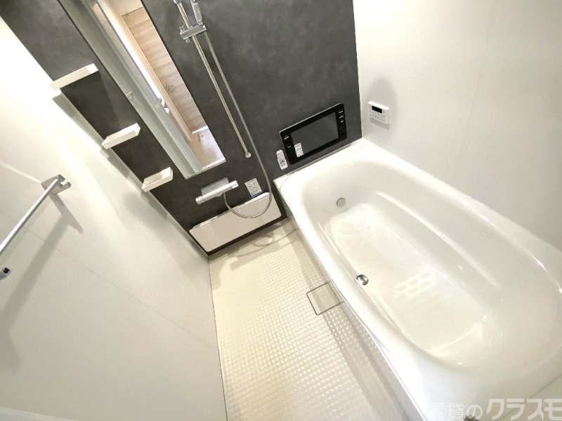 バス・シャワールーム　広く手快適ですね！