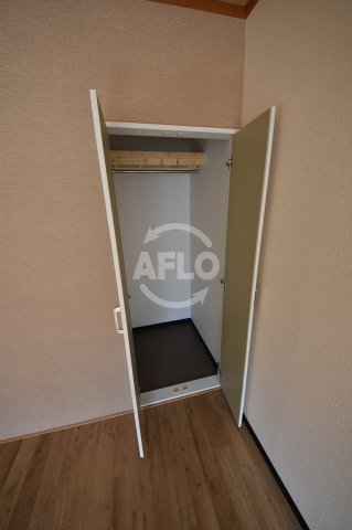 収納　フラッツ江戸堀　クローゼット