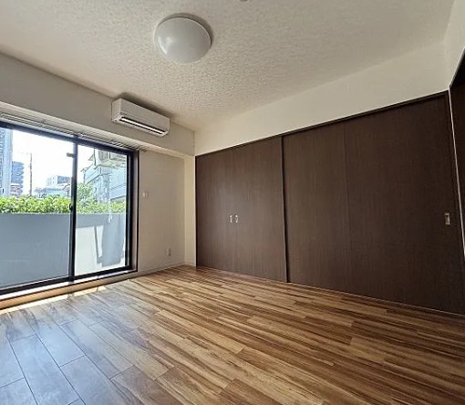 居室・リビング　別タイプ部屋　参考写真です