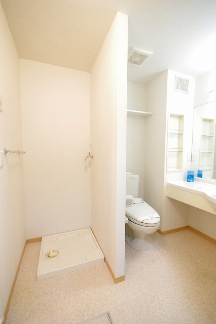 トイレ　温水洗浄暖房便座