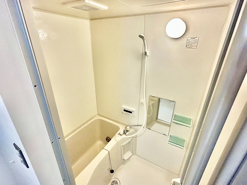 バス・シャワールーム　追い焚きバス