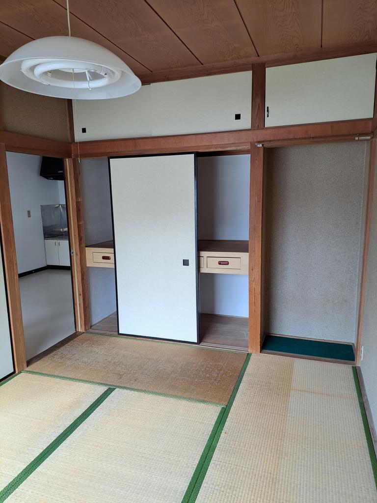 グリーコーポ第一の居間写真