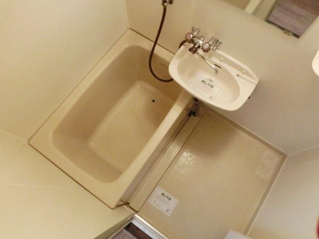 バス・シャワールーム　バス