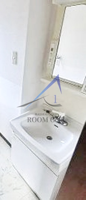 洗面設備　洗面台です。