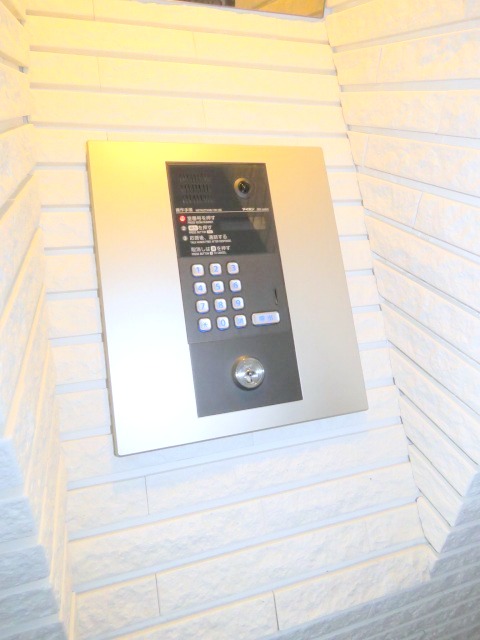 その他共有部分　オートロック付きです♪