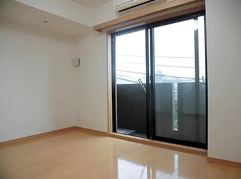 居室・リビング　☆明るい居室☆