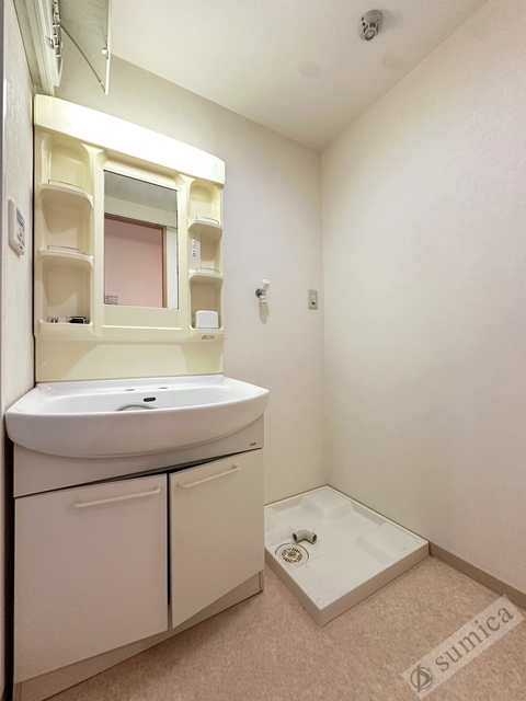 洗面設備　シャンプードレッサー付き・朝シャンもこちらで♪♪