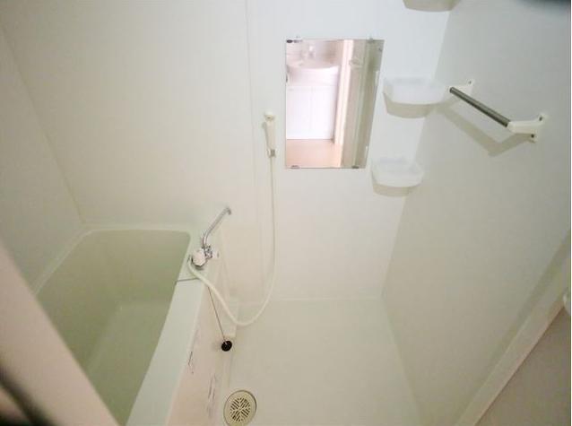 バス・シャワールーム　バスルーム