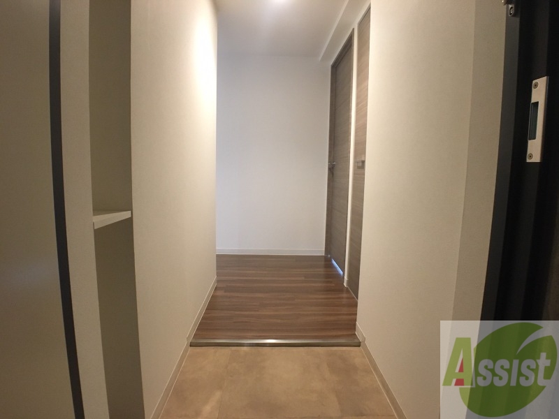 玄関　玄関の様子です。明るい印象ですね。気分もあがりそう。