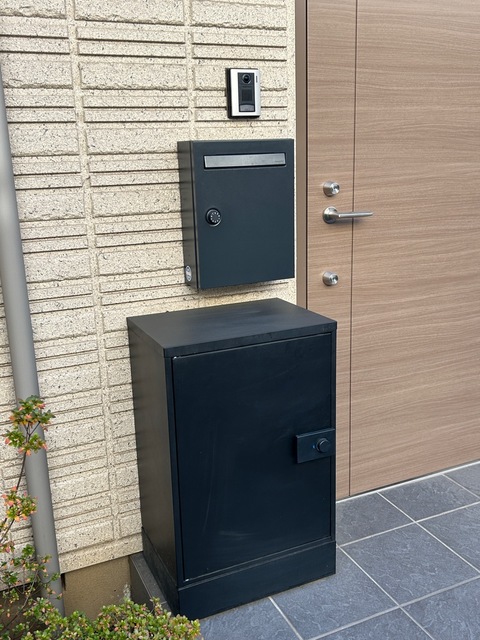 エントランス　宅配ボックス★