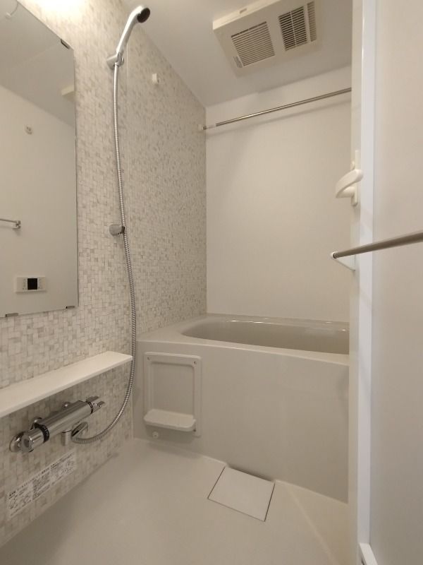 バス・シャワールーム　☆ゆったりくつろげるお風呂☆