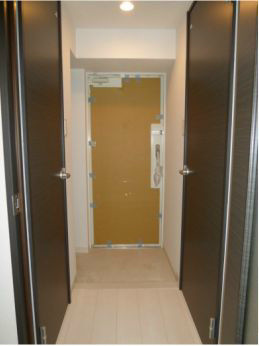 玄関　※写真と異なる場合は現状優先。