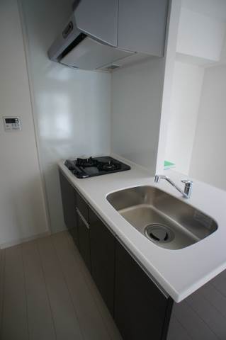 キッチン　広々したキッチンスペース