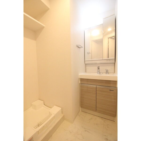 洗面設備　別室の参考写真です。※現況優先