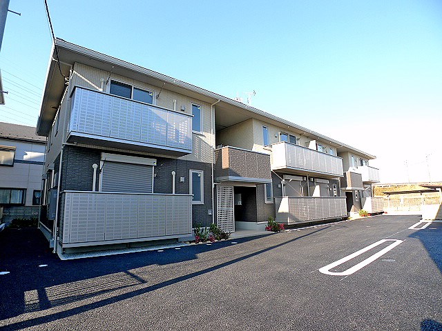 建物外観　ヴィラ　アリエッタのご紹介は住まいの窓口　アソシエにお任せ下